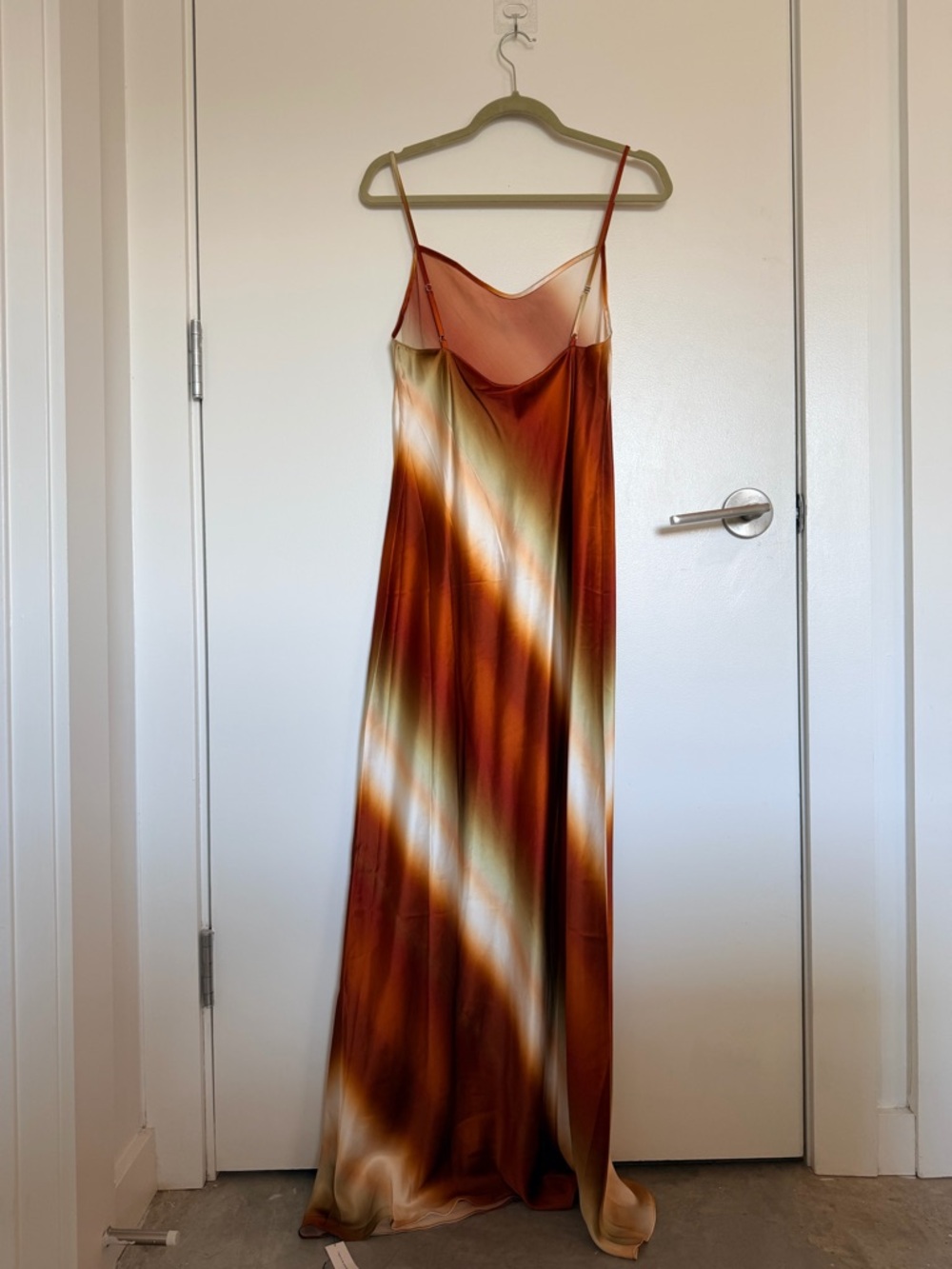 NWT Reformation Parma Silk Dress in Popsicle - Picture 3 of 10